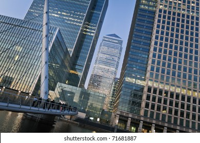 Canary Wharf Is A Large Business And Shopping Development In East London. London's Traditional Financial Centre.