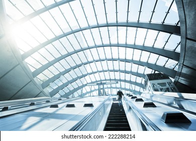 Canary Wharf metro Station, London, England, UK 