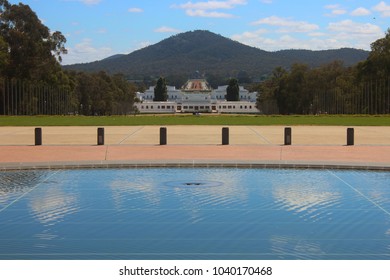 Canberra, NSW / Australia - Jan 3, 2018: View Of Old Australian Parliament And War Memorial