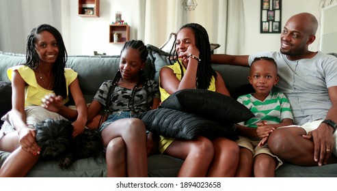 Famille Africaine Heureuse Images Photos Et Images Vectorielles De Stock Shutterstock