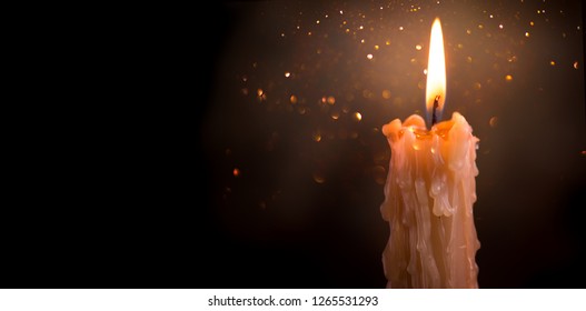 Na danashnji dan  - Page 3 Candles-flame-close-on-dark-260nw-1265531293