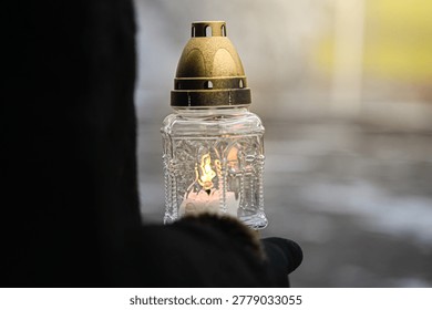 candles in memory of the dead