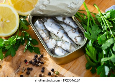 Sardine A L Huile Images Stock Photos Vectors Shutterstock