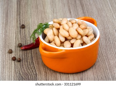 Canned White Beans With Green Fresh Dill Leaf