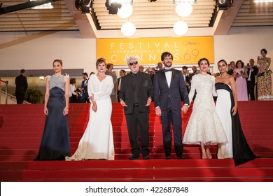 Cannes, France - 17 MAY 2016 - Daniel Grao, Emma Suarez, Pedro Almodovar, Adriana Ugarte And Inma Cuesta Attend The 'Julieta' Premiere During The 69th Annual Cannes Film Festival