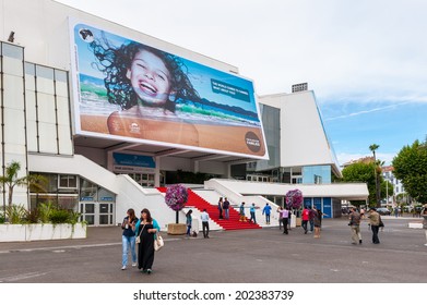 1,420 Cannes Festival Palace Images, Stock Photos & Vectors | Shutterstock