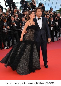 CANNES, FRANCE. May 08, 2018: Penelope Cruz & Javier Bardem At The Gala Screening For 