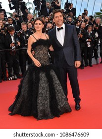 CANNES, FRANCE. May 08, 2018: Penelope Cruz & Javier Bardem At The Gala Screening For 