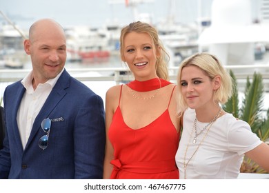 CANNES, FRANCE - MAY 11, 2016: Actor Corey Stoll With Actresses Blake Lively & Kristen Stewart At The Photocall For 