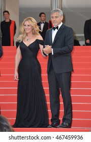 CANNES, FRANCE - MAY 12, 2016: Actors George Clooney & Julia Roberts At The Gala Premiere For 