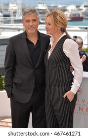 CANNES, FRANCE - MAY 12, 2016: Actors George Clooney & Julia Roberts At The Photocall For 