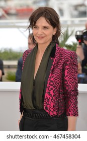 CANNES, FRANCE - MAY 13, 2016: Actress Juliette Binoche at the photocall for "Slack Bay" ("Ma Loute") at the 69th Festival de Cannes.