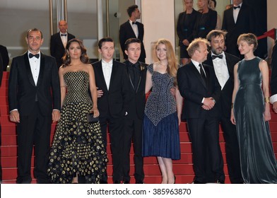 CANNES, FRANCE - MAY 14, 2015: Toby Jones,Bebe Cave,Vincent Cassel,Mateo Garrone, Salma Hayek & John C. Reilly at the gala premiere of their movie "Tale of Tales" at the 68th Festival de Cannes.
