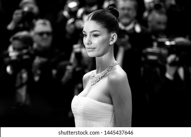CANNES, FRANCE - MAY 21: Camilla Morrone attends the premiere of the movie "Once Upon A Time In Hollywood" during the 72nd Cannes Film Festival on May 21, 2019 in Cannes, France.