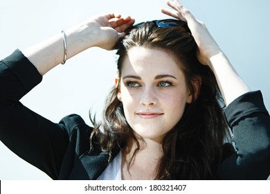 CANNES, FRANCE - MAY 23: Actress Kristen Stewart attends the 'On The Road' Photocall during the 65th Annual Cannes Film Festival at Palais des Festivals on May 23, 2012 in Cannes, France. 