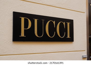 Cannes , Paca  France - 06 15 2022 : Emilio Pucci Store Logo Text French Brand Fashion Clothing Sign Shop Facade Boutique In St Tropez