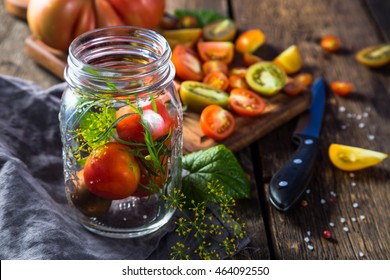 Canning Tomatoes