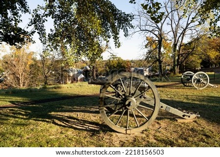 Cannon at the Fredericksburg battlefield 
