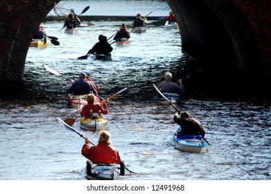 canoe group