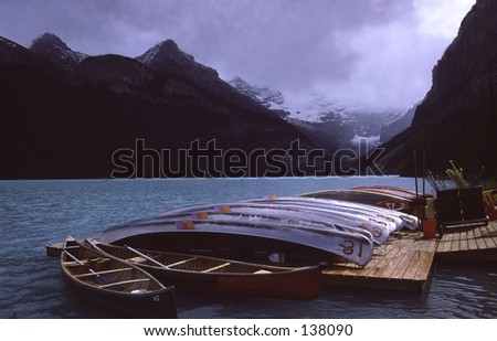 canoes at Lake Louise Alberta
