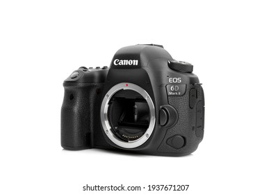 CANON EOS 6D Mark II DSLR New Digital SLR Full Frame Camera. Camera On White Background. 21.12.2018, Rostov Region, Russia