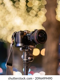 Canon Eos R Camera And 17mm F4 Tilt-shift Lens With Ambient Light Bokeh