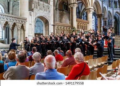 312 Interior of canterbury cathedral Images, Stock Photos & Vectors ...