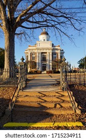 Canton USA - 6 February 2015 : Madison County Courthouse In Canton Mississippi USA