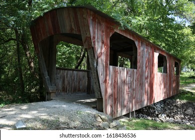 Cantril, Iowa, USA - September 5, 2016. The Dutchman's Store And Covered Bridge In A Small Amish Community In Iowa.  