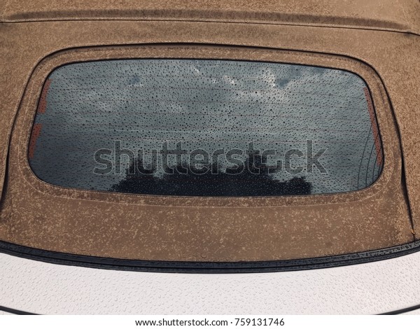 canvas roof, car, carbiolet\
car