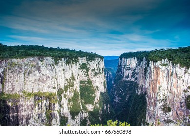 Canyon