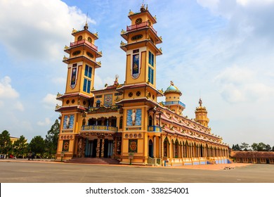 Cao Dai Temple