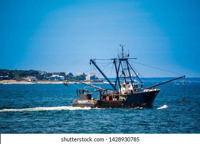 Cape Cod Marthas Vineyard, MA, USA - Sept 4, 2018: The Chief & Clyde II Ready For A Fishing Expedition Along The Shore Of Cape Cod