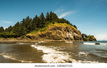 Cape Disappointment State Park, Washington state, USA - 07.04.2022: View of the Cape Disappointment. - Shutterstock ID 2285827125