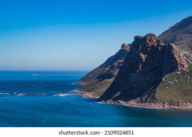 CAPETOWN, SOUTH AFRICA - Nov 22, 2021: A beautiful shot of a seascape in Capetown, South Africa