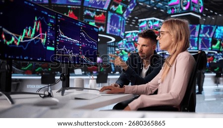 Capitalizing On Multiple Monitors, Sharing Online And Trading Stocks Together