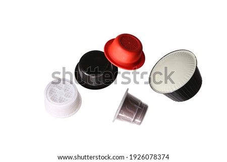 capsules for preparing coffee with a machine