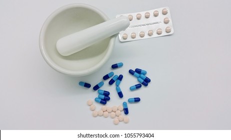 Capsules And Tablets Compounding In The Pharmacy Laboratory