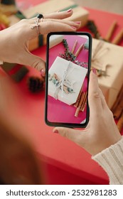 Capturing Creative Gift Wrapping with Smartphone