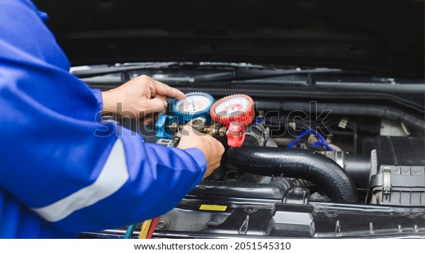 Car air conditioner check
service, leak detection, fill refrigerant.Device and meter liquid
cooling in the car by specialist
technicians.