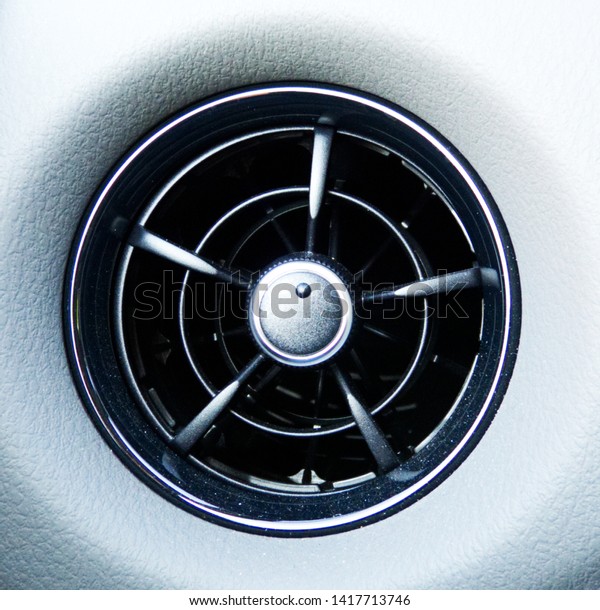 Car air\
conditioning nozzle, car air\
vent