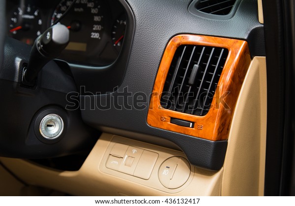 Car air
conditioning system grid panel on
console