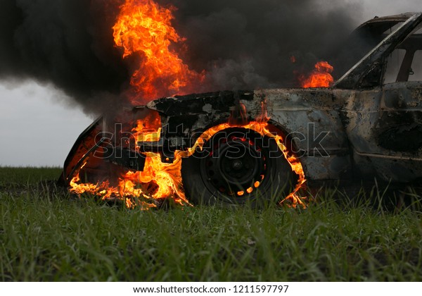 car blast\
burning