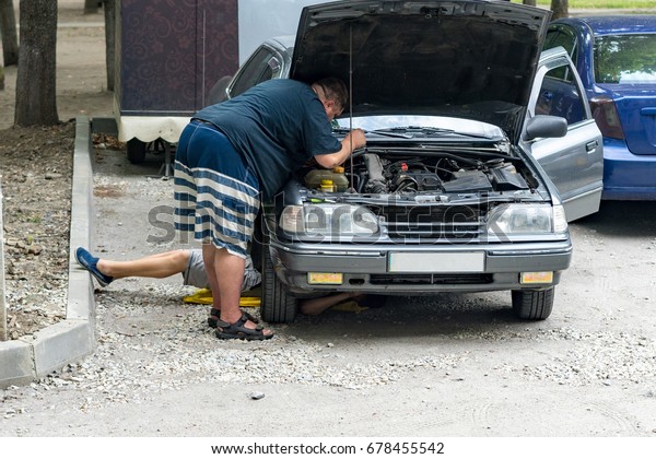 car body repairs, to\
repair the car