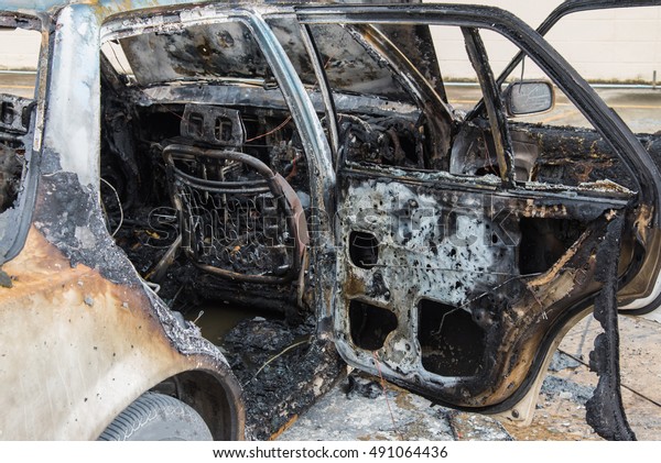 Car
burned,After burn car fire suddenly started engulfing all the
car,Car on fire after and accident or during a
riot.