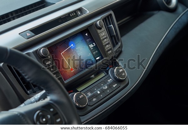 car computer navigation\
system