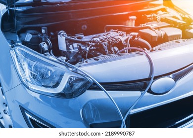 Car Condition Air Ac Repair Service. Check Automotive Vehicle Conditioning System And Refill Automobile Ac Compressor. Auto Car Conditioner Repair