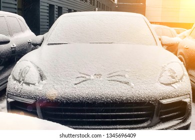 932 Cat On The Hood Of The Car Images, Stock Photos & Vectors ...