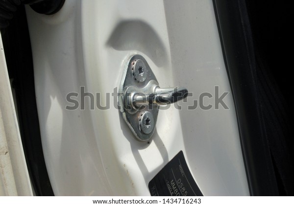 Car door lock.One piece\
in the car.