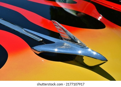 Car Emblems Antique Auto Show Stock Photo 2177107917 | Shutterstock